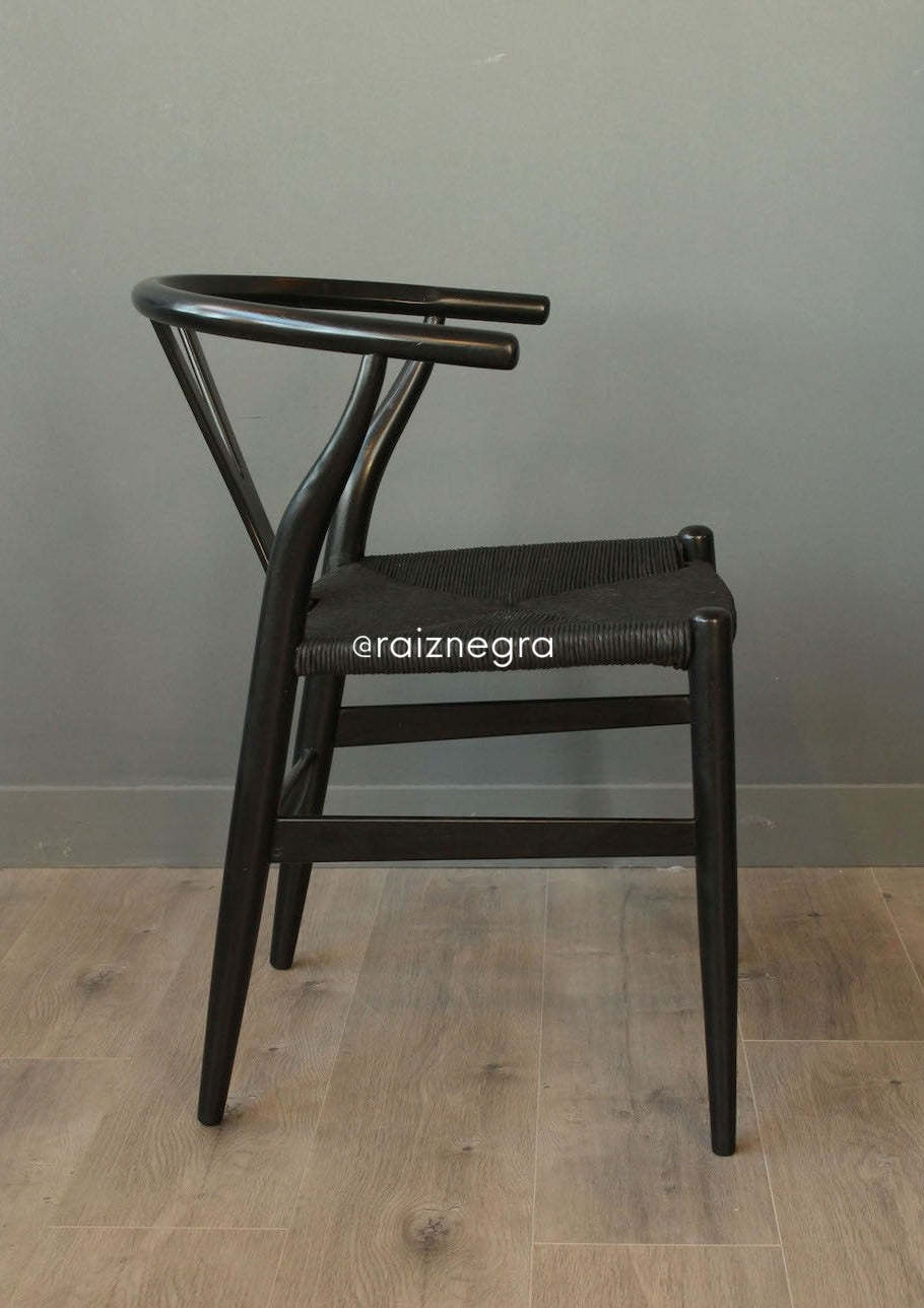Silla Wishbone Negra