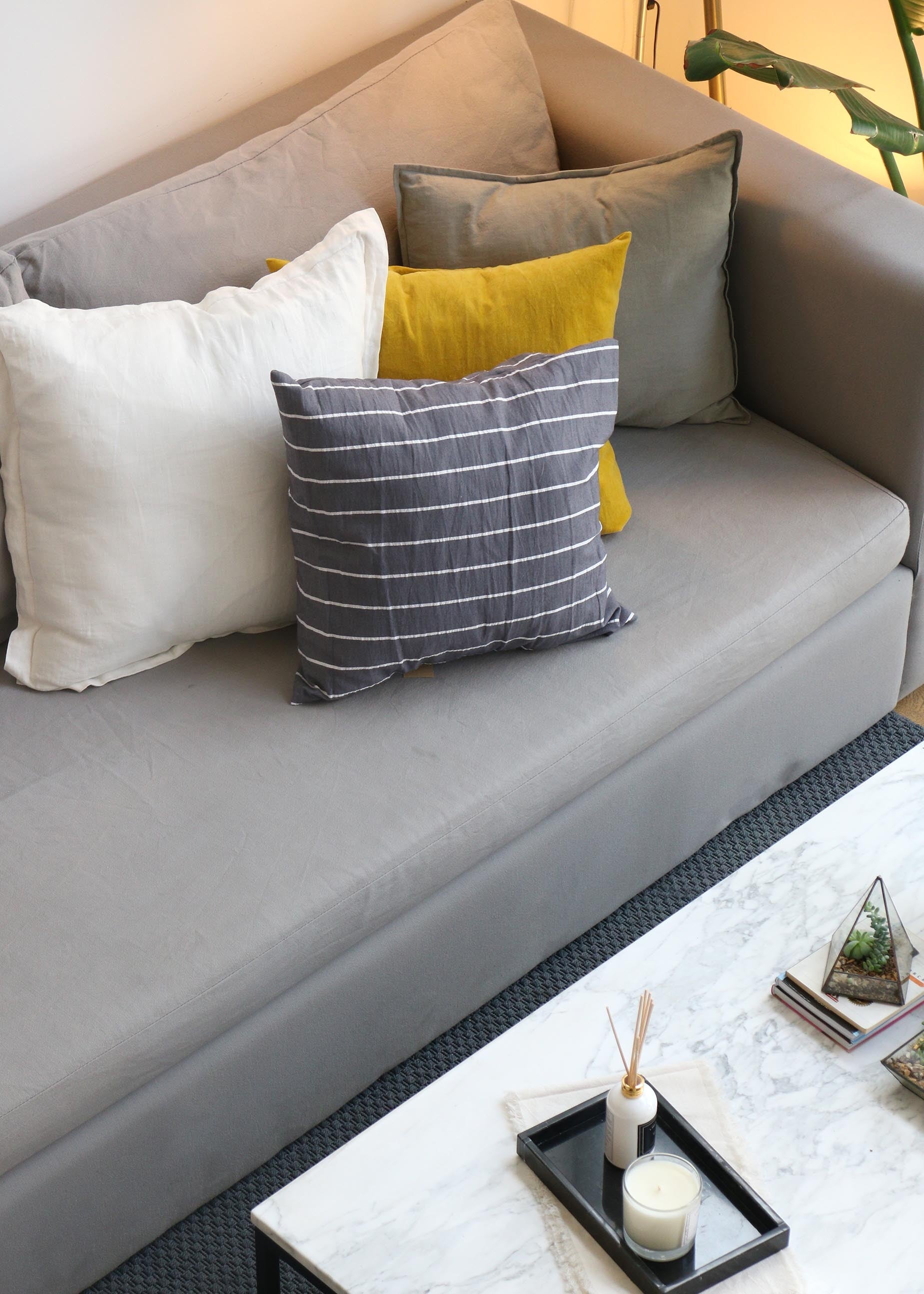 SOFA ESQUINERO CUBO - TAPIZADO EN PANAMA LINO - 90 PROF