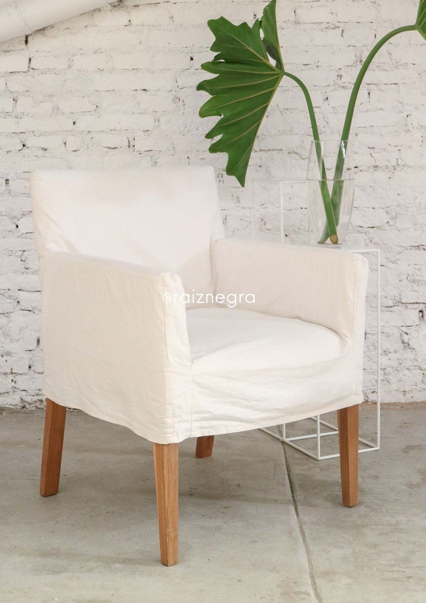 Silla New classic petiribi c/funda natural y apoya brazos