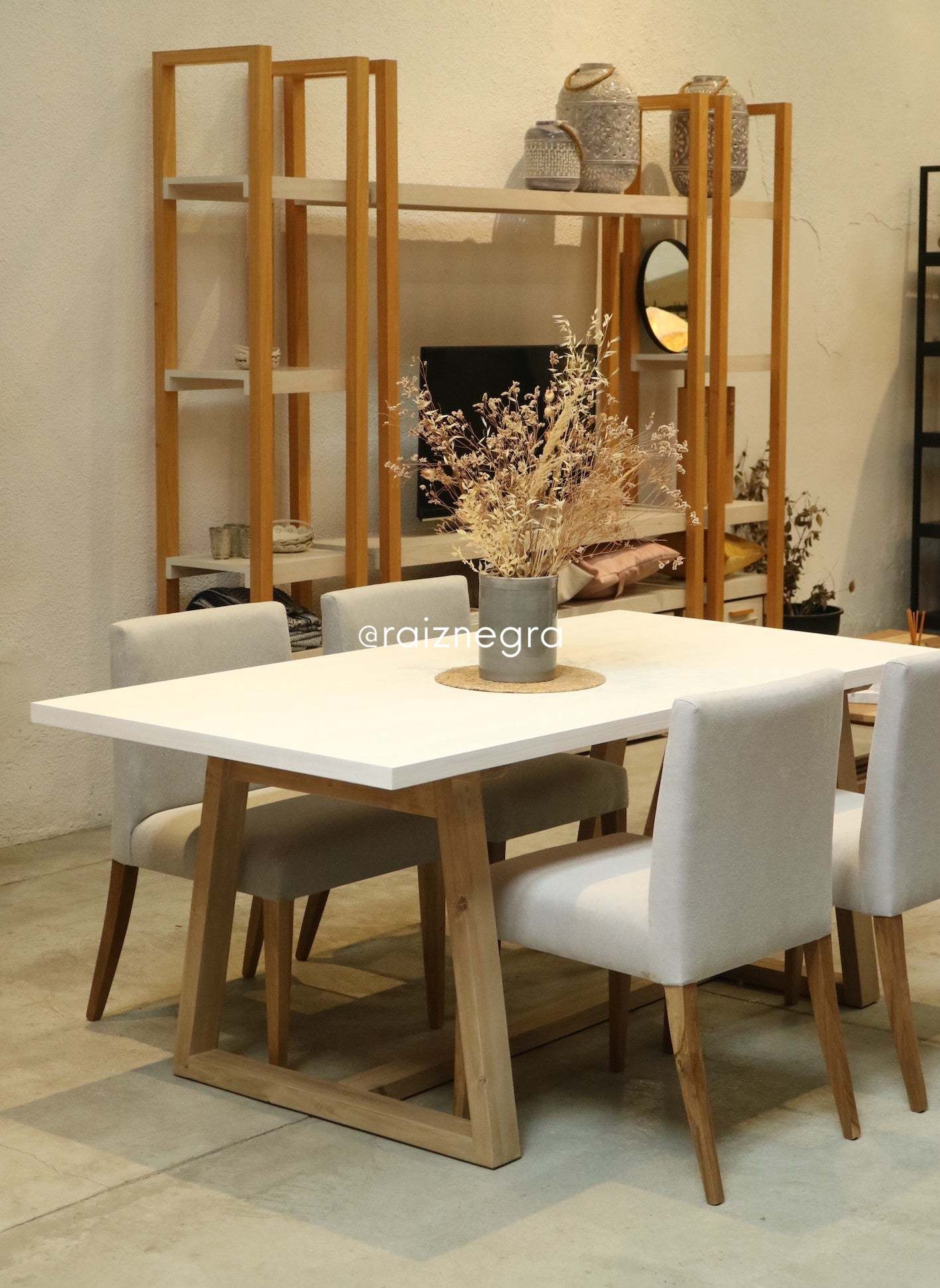 Mesa Helena - Tapa Paraíso Patinada - Base Loro Blanco