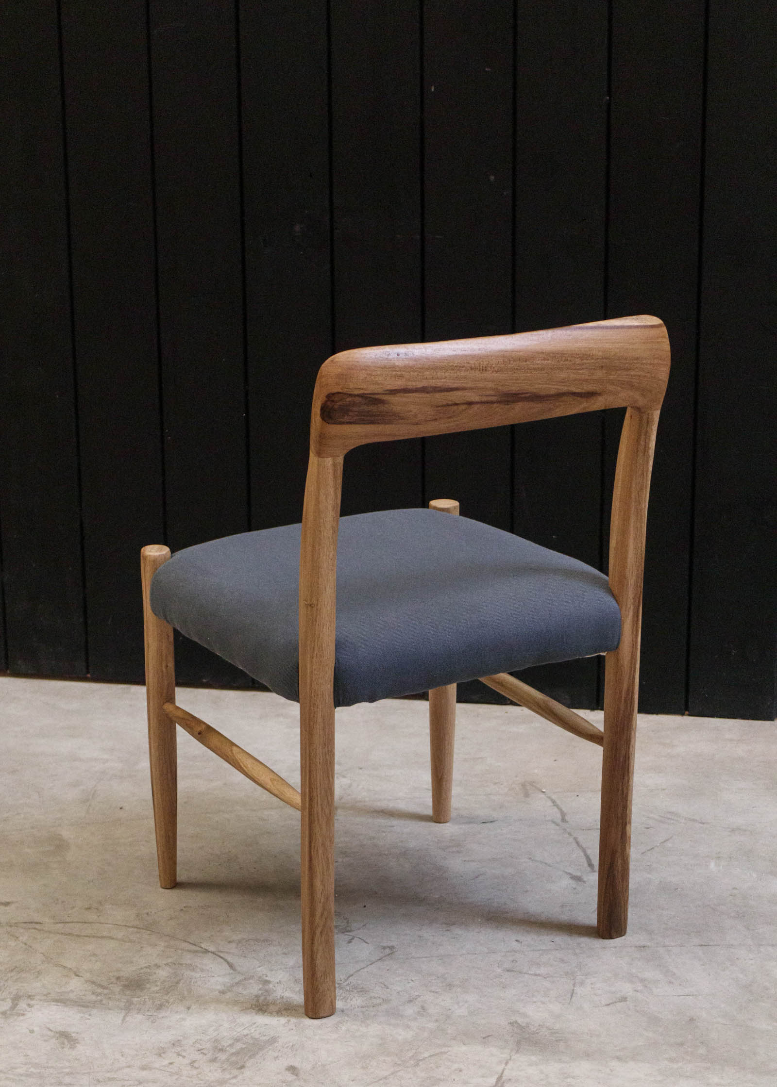 SILLA MOLLER - TAPIZADO EN PANAMA