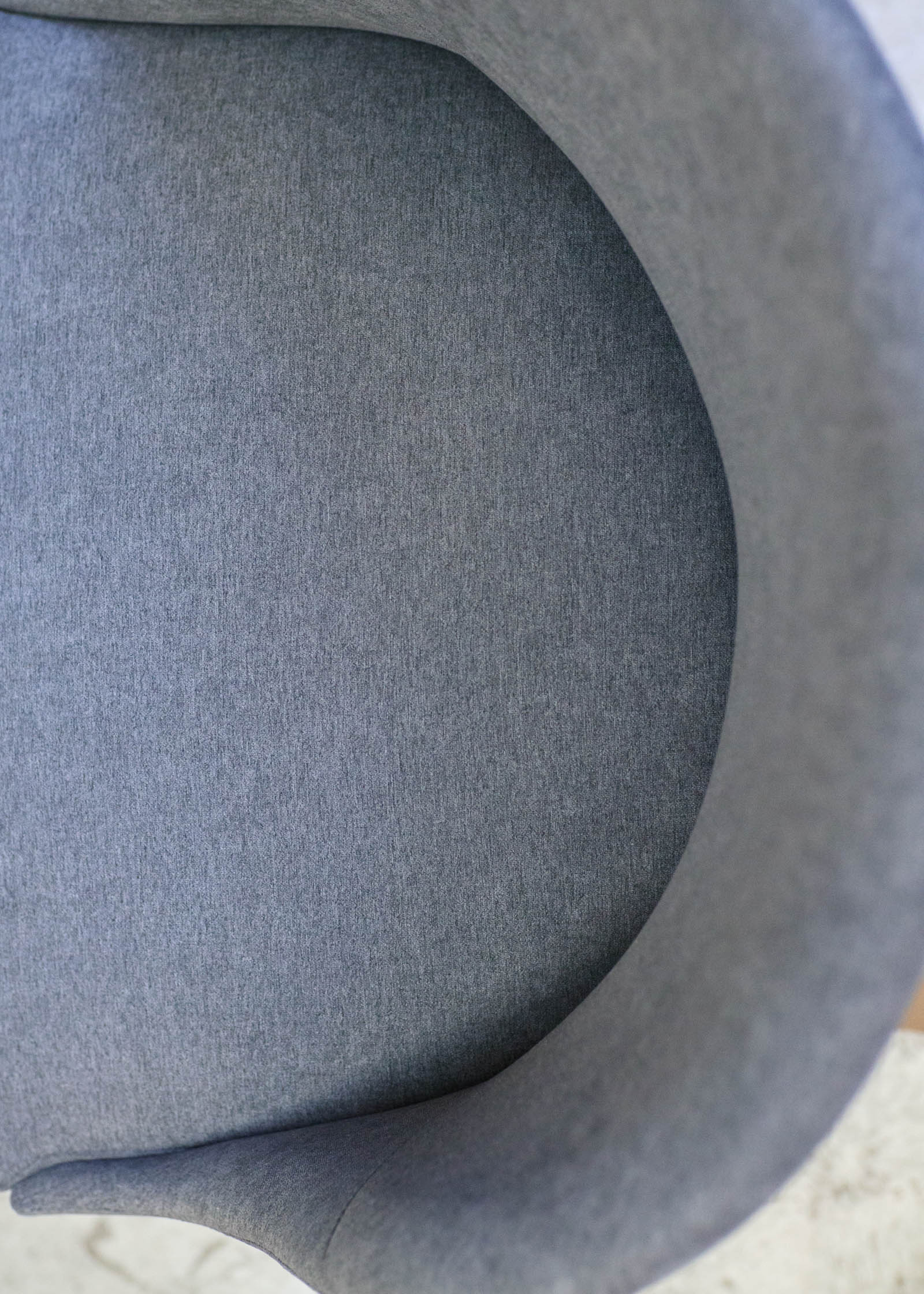 SILLA PRAGA / BASE GUATAMBU