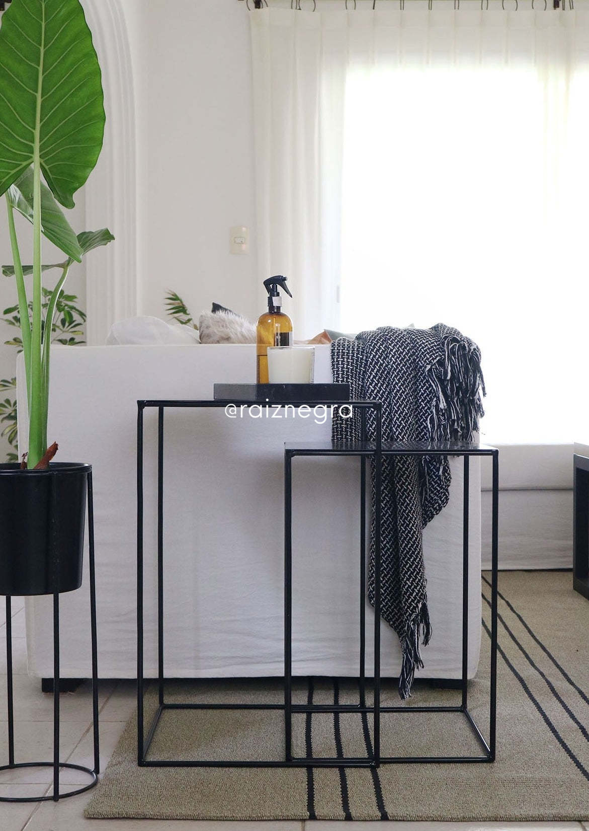 Mesas Luanda negras Iron