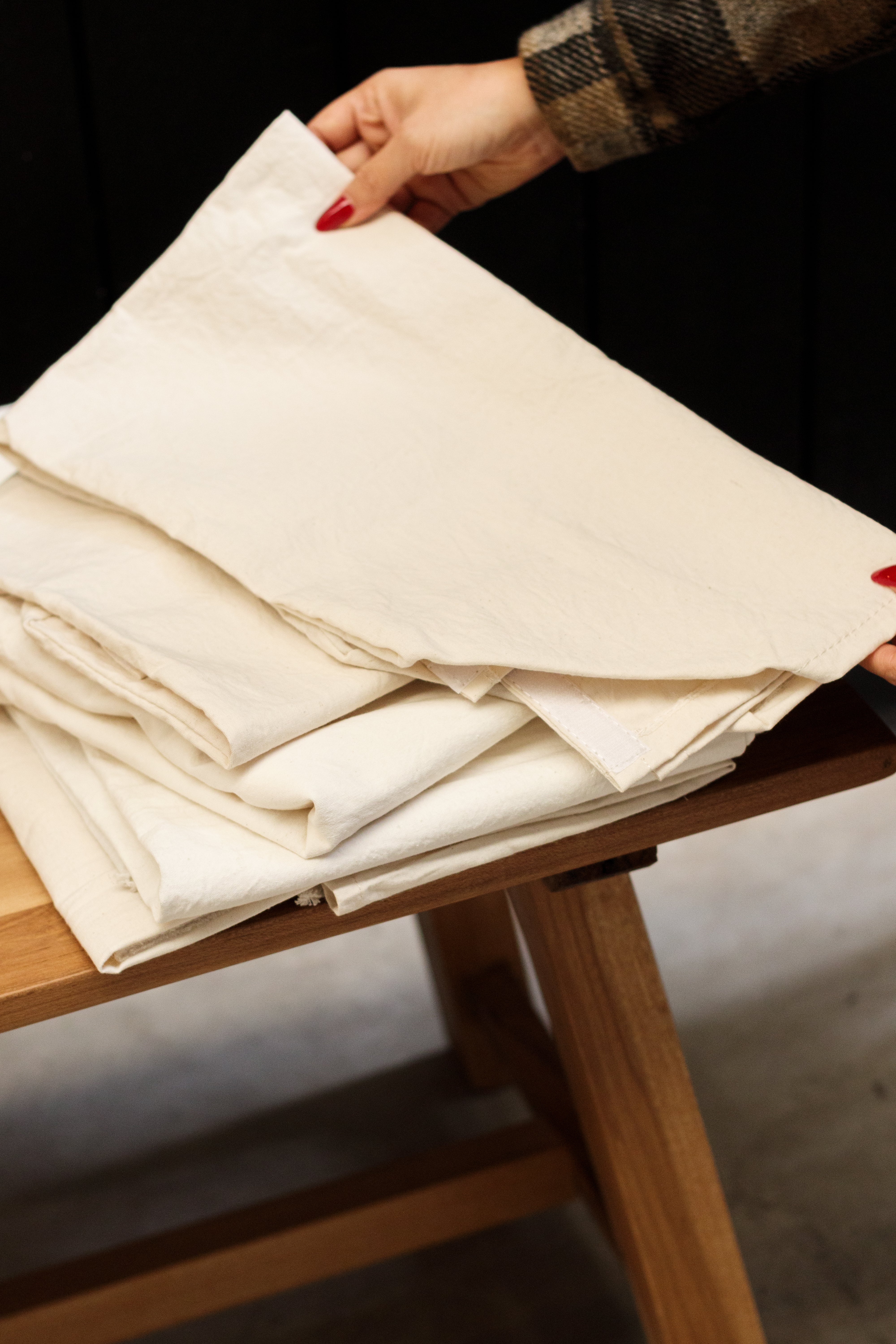 FUNDA SILLA NEW CLASSIC CON APOYABRAZO - TUSSOR NATURAL (SOLO PARA SILLAS RAIZ NEGRA)