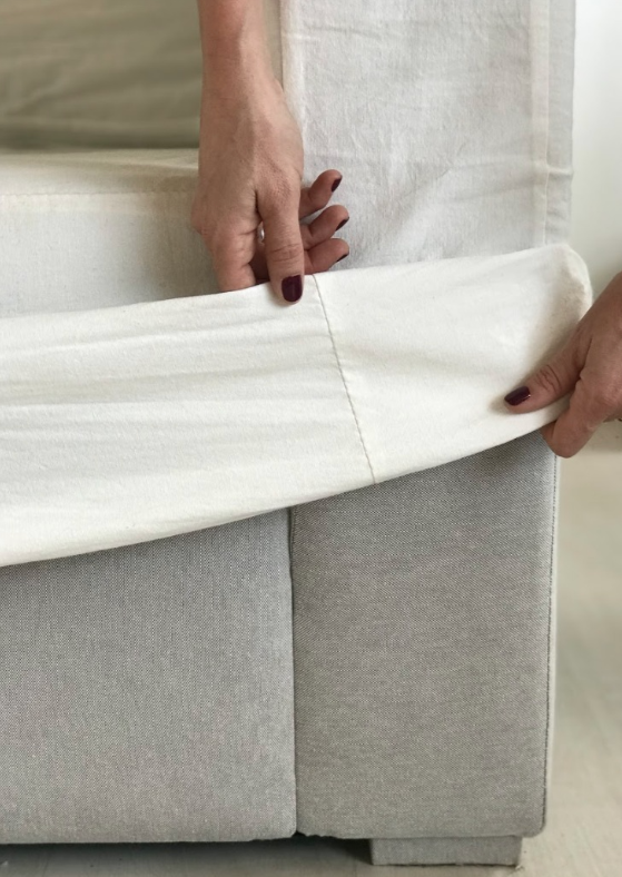 SOFA CUBO CON FUNDA - TAPIZADO EN PANAMA - 1,00 PROF