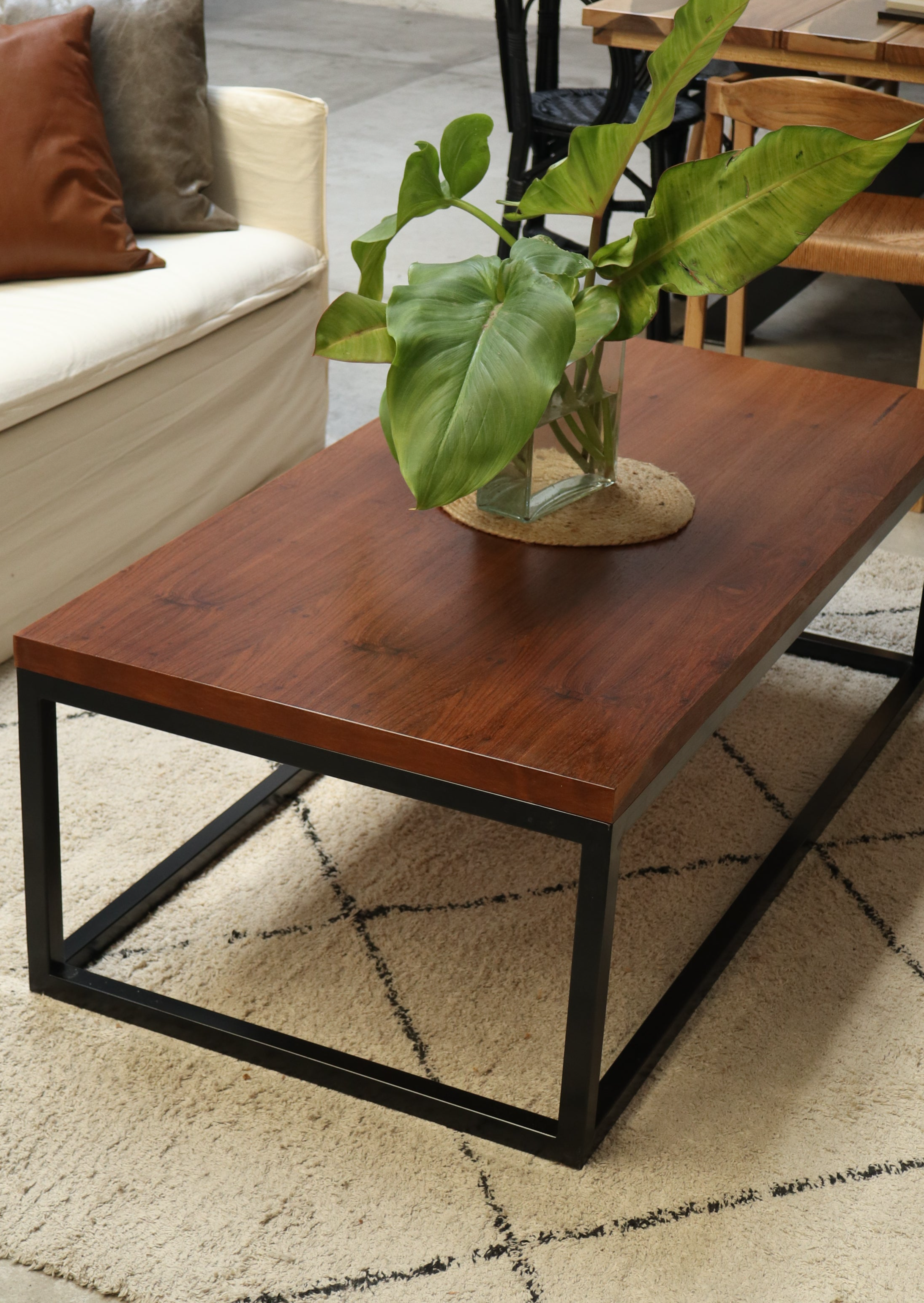 MESA RATONA MANHATTTAN - PETIRIBI