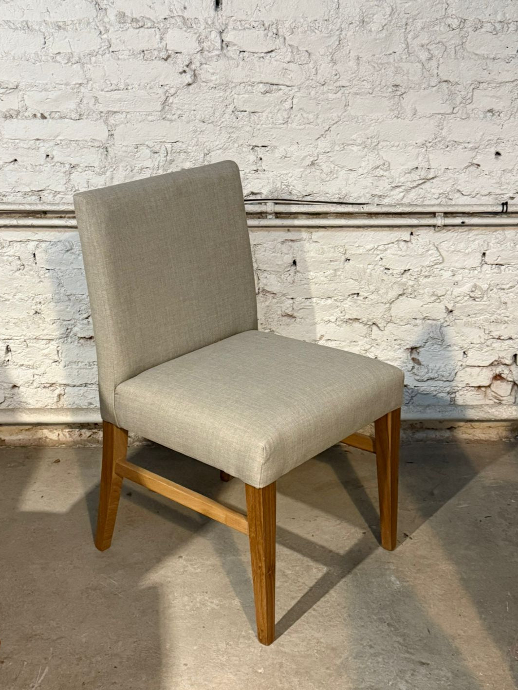 Stock Silla NEW CLASSIC lino STONE CON SOPORTE