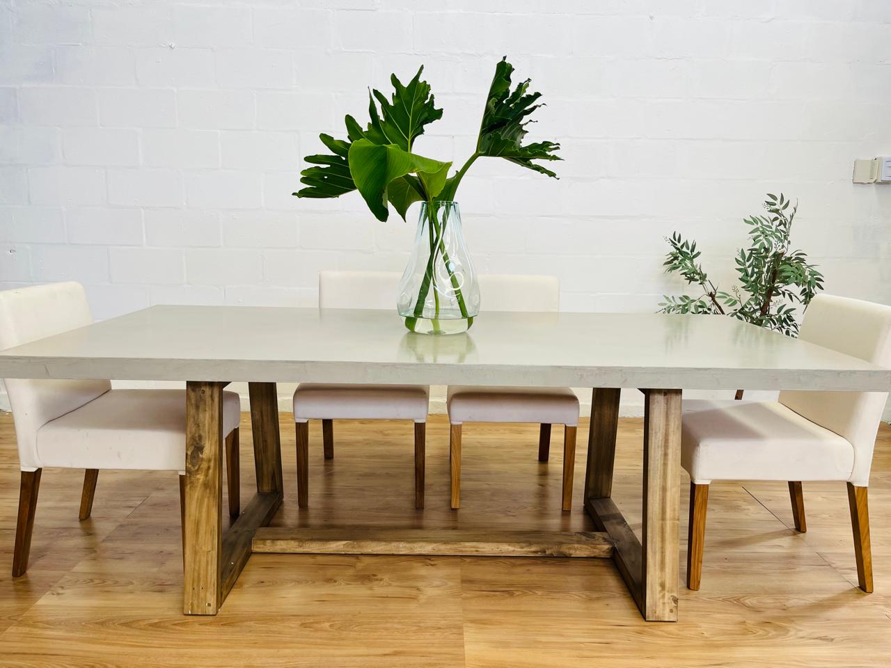 STOCK- Mesa Oakland Base Loro Blanco- tapa Microcemento